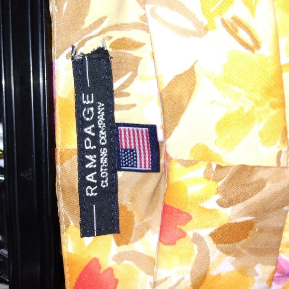 Rampage women's yellow floral Capri pants Sz 11 NWoT - Picture 6 of 17